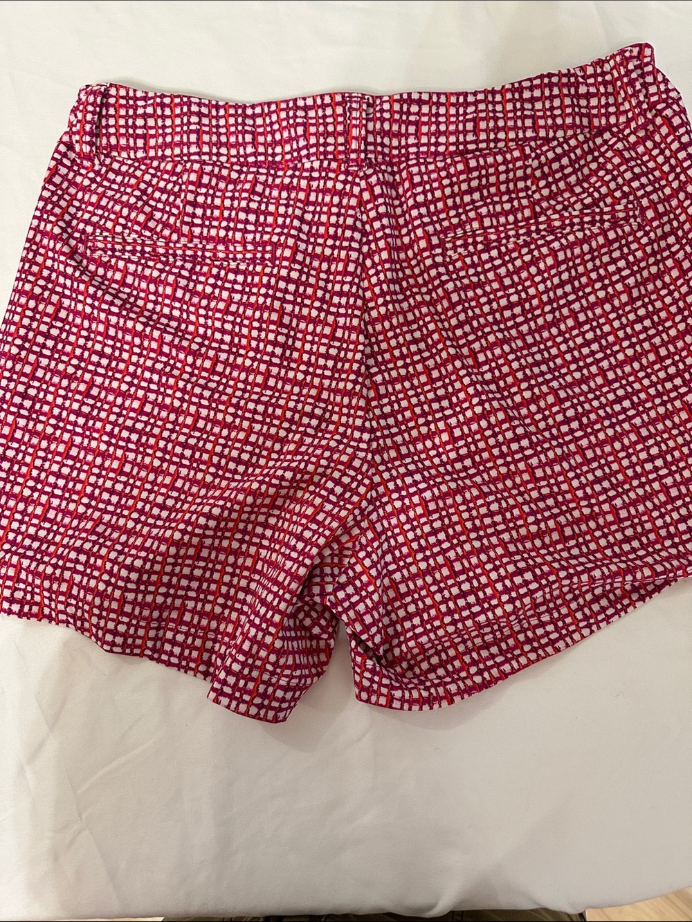 SPANX Red and White High-Waist Patterned Shorts - Picture 3 of 4